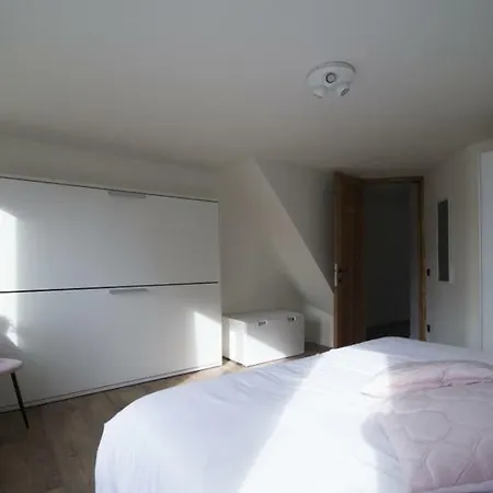Holiday home Huize Lily, 14p. Ostend